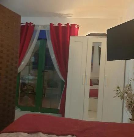 Caleta Paraiso Коста-де-Антигуа